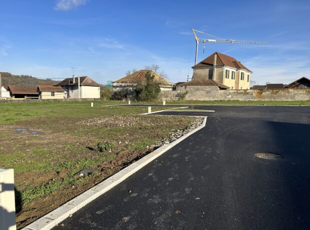 Terrain viabilisé 608 m² à SAINT CHEF
